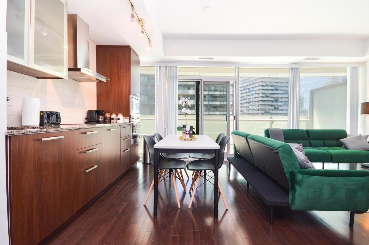 Downtown Toronto Condo Near Cn Tower, Mtcc, Rogers Center , Union Station Kültér fotó