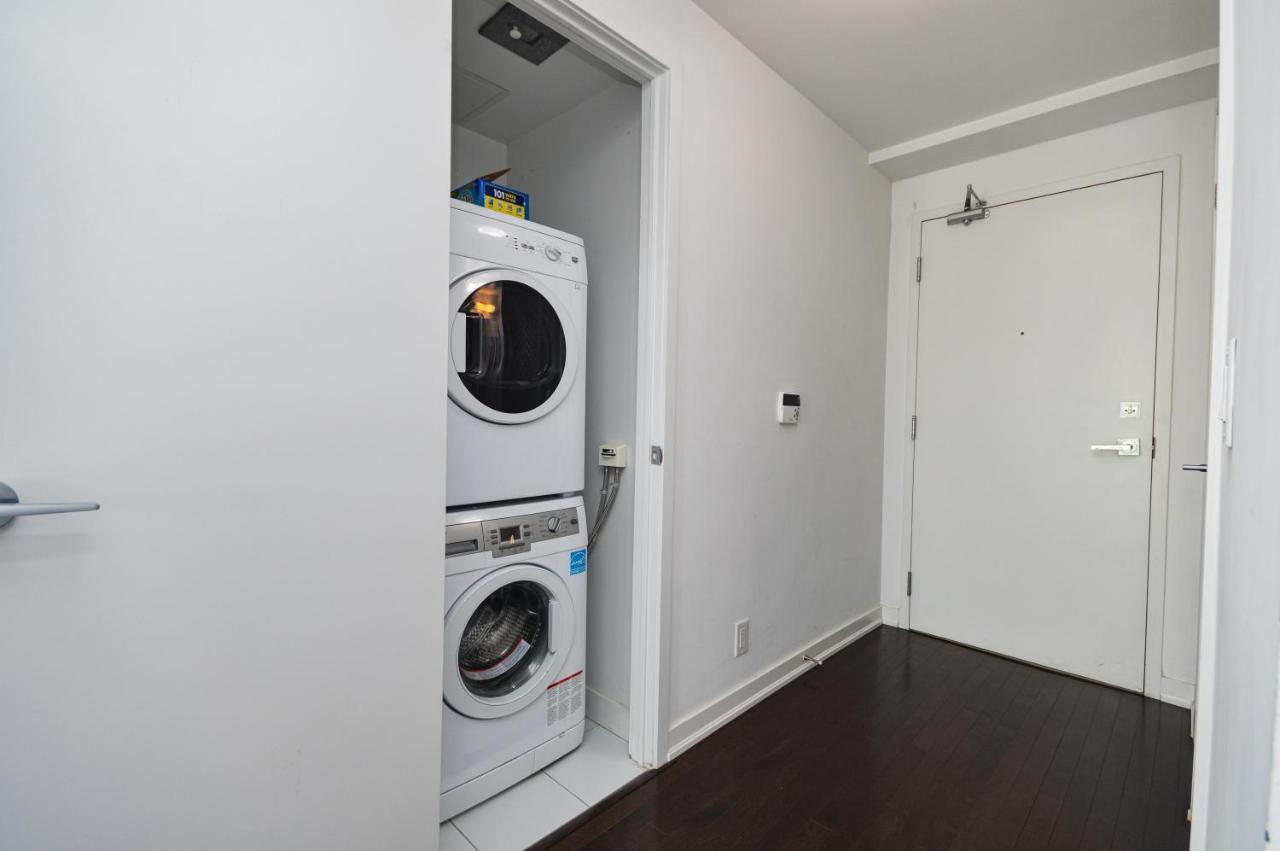 Downtown Toronto Condo Near Cn Tower, Mtcc, Rogers Center , Union Station Kültér fotó