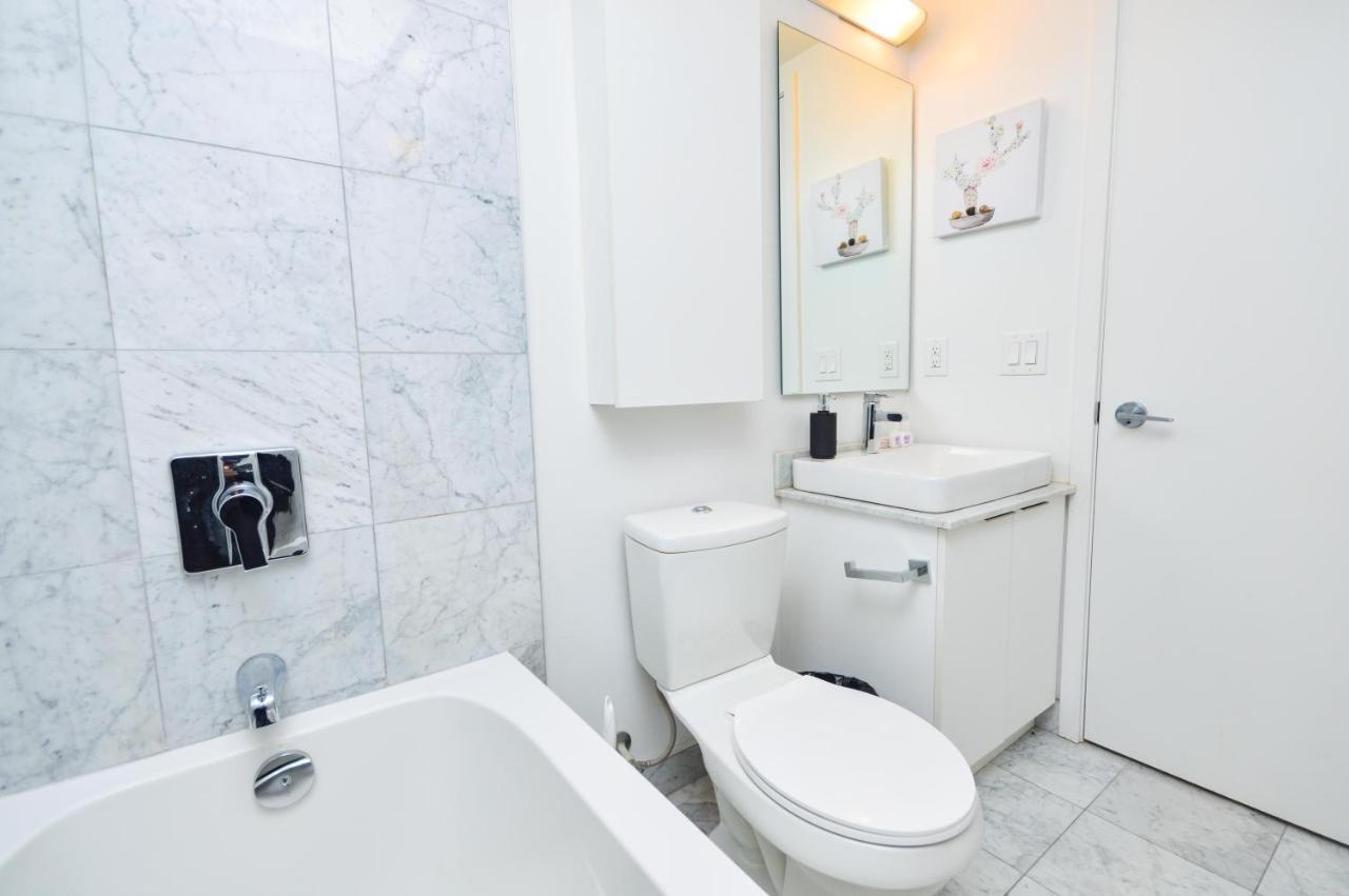 Downtown Toronto Condo Near Cn Tower, Mtcc, Rogers Center , Union Station Kültér fotó
