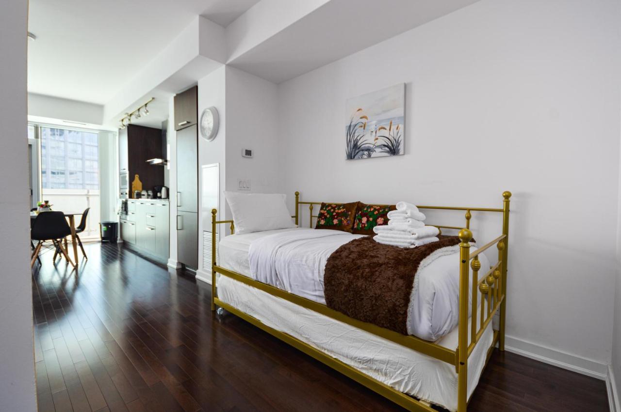 Downtown Toronto Condo Near Cn Tower, Mtcc, Rogers Center , Union Station Kültér fotó