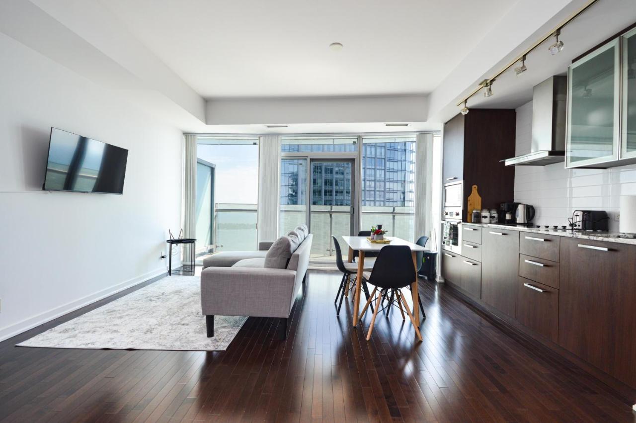 Downtown Toronto Condo Near Cn Tower, Mtcc, Rogers Center , Union Station Kültér fotó