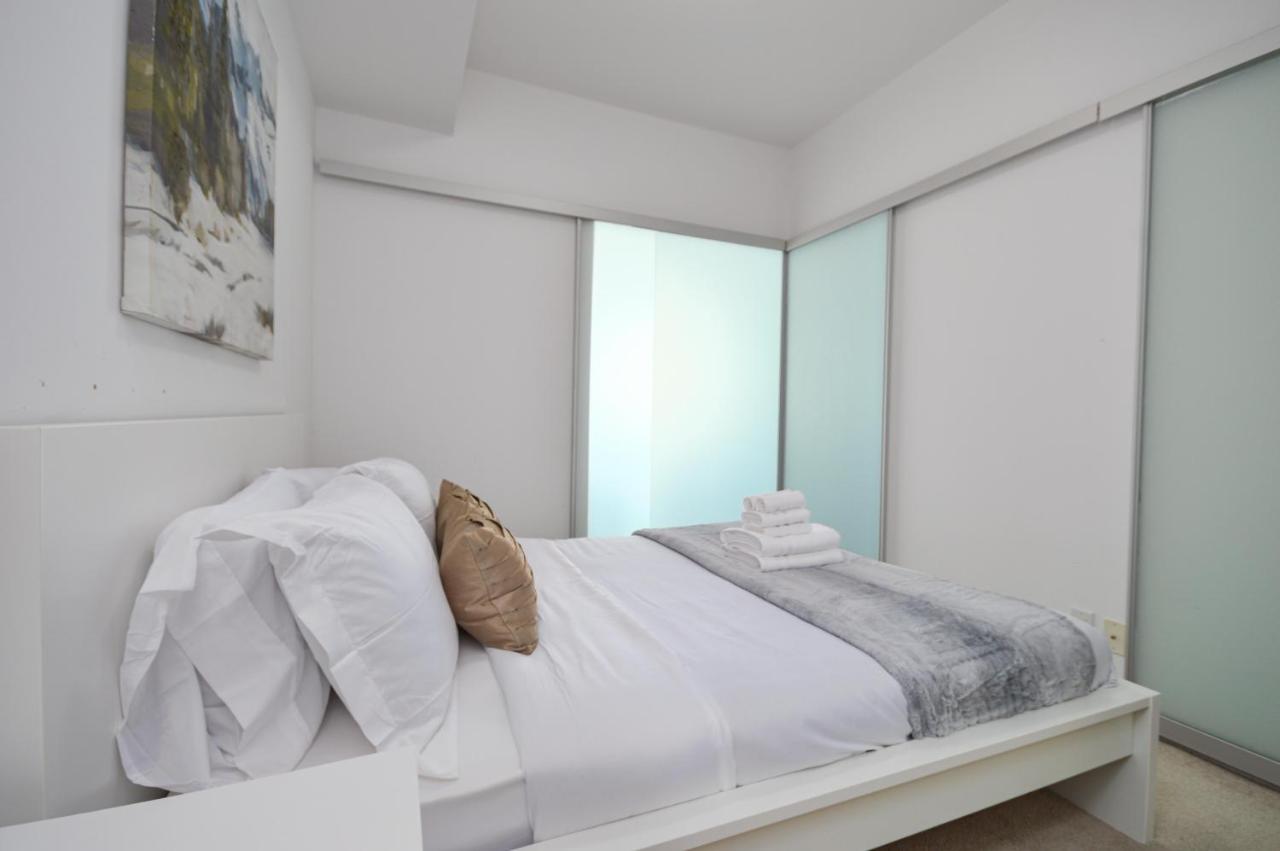 Downtown Toronto Condo Near Cn Tower, Mtcc, Rogers Center , Union Station Kültér fotó