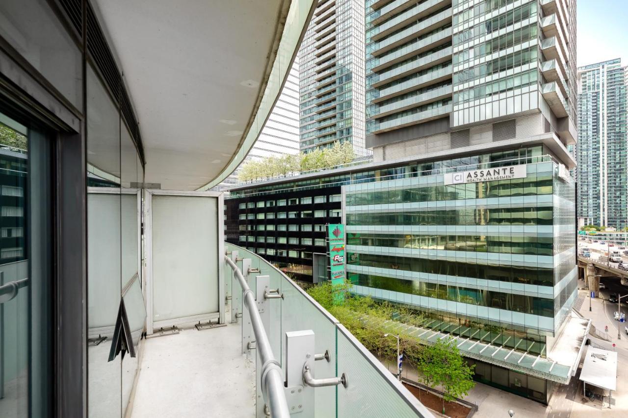 Downtown Toronto Condo Near Cn Tower, Mtcc, Rogers Center , Union Station Kültér fotó