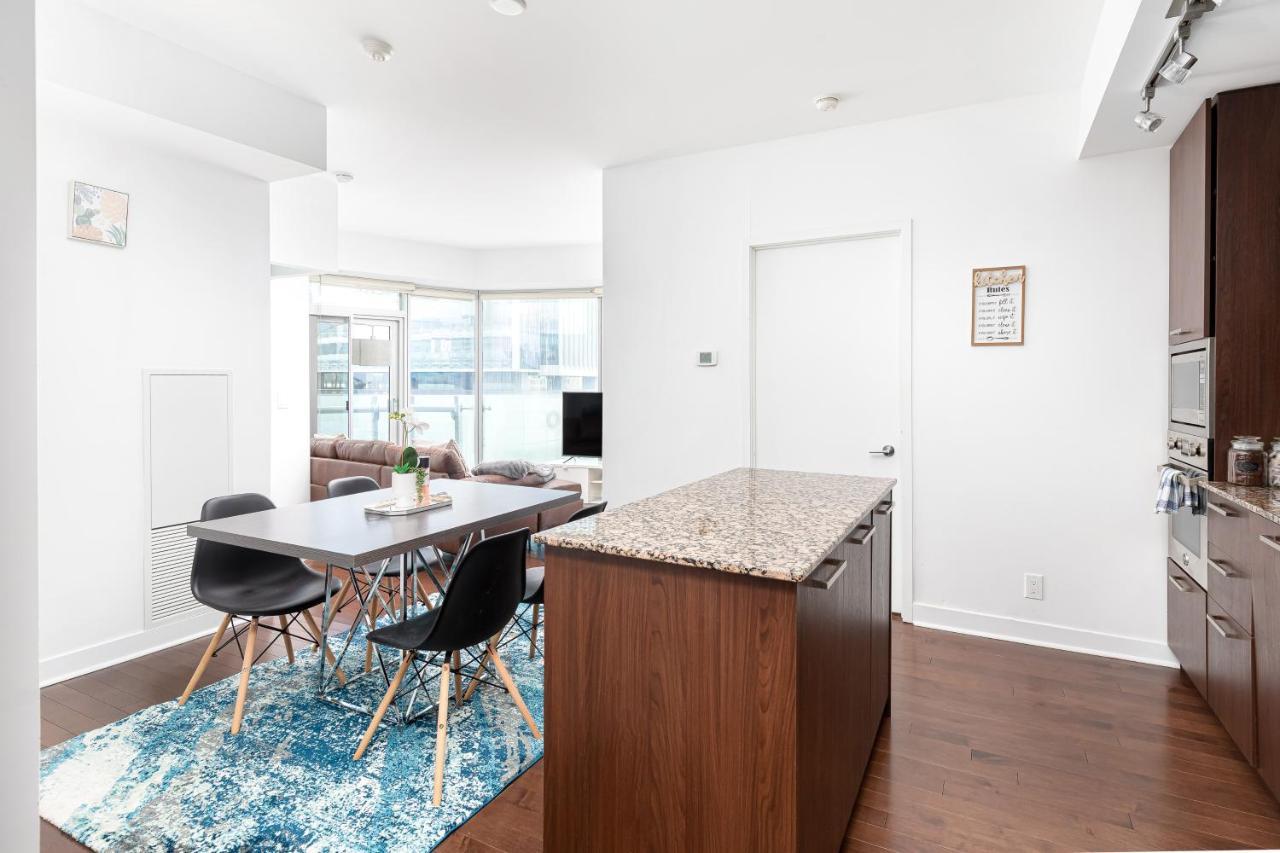 Downtown Toronto Condo Near Cn Tower, Mtcc, Rogers Center , Union Station Kültér fotó
