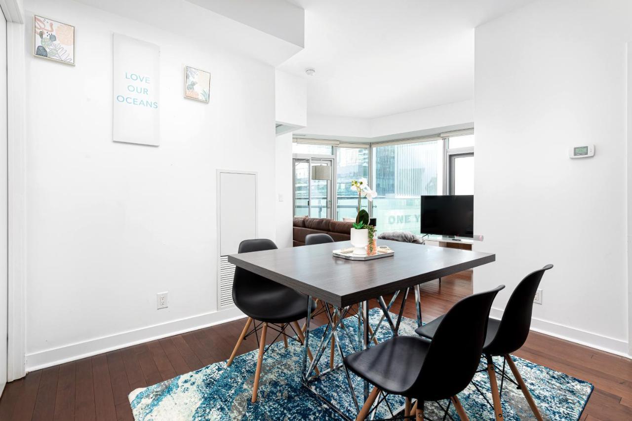 Downtown Toronto Condo Near Cn Tower, Mtcc, Rogers Center , Union Station Kültér fotó