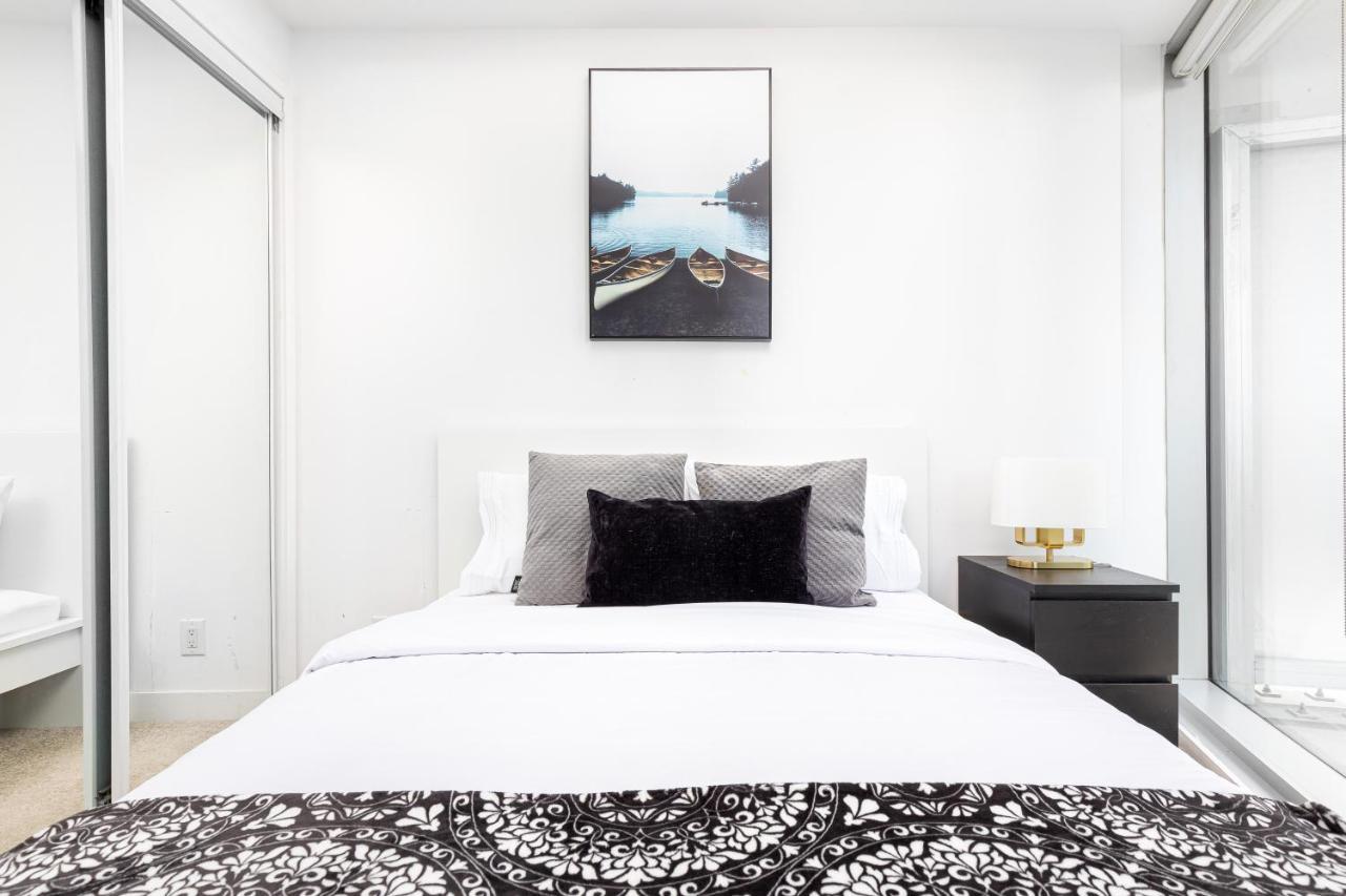 Downtown Toronto Condo Near Cn Tower, Mtcc, Rogers Center , Union Station Kültér fotó